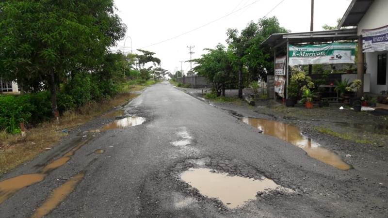 Warga Kecamatan Bualemo dan Toili Barat Tagih Janji Winstar