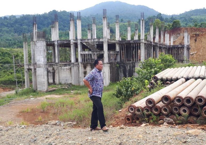 Pembongkaran Papan  dan Police Line Lecehkan Polri