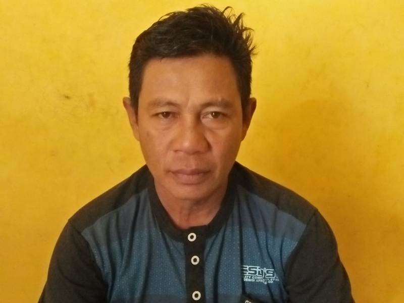 KADES TOMBULAWA AKAN PECAT DUA KAURNYA