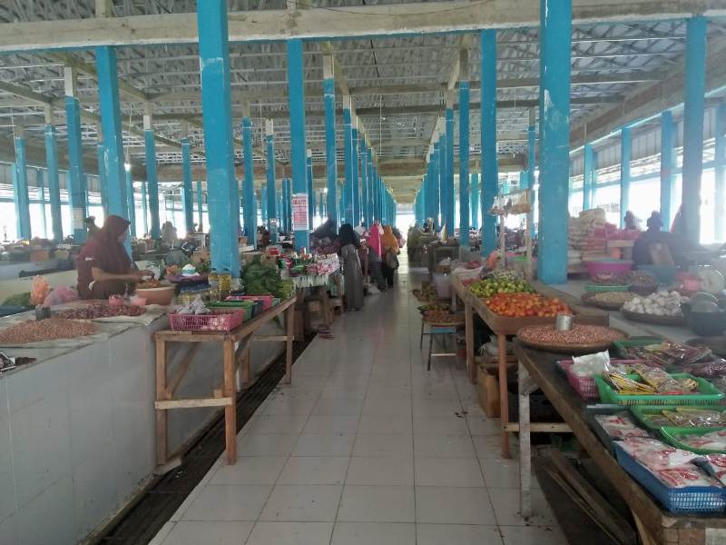 Covid19 Pengaruhi Pendapatan Pedagang Pasar Modern Sansarino