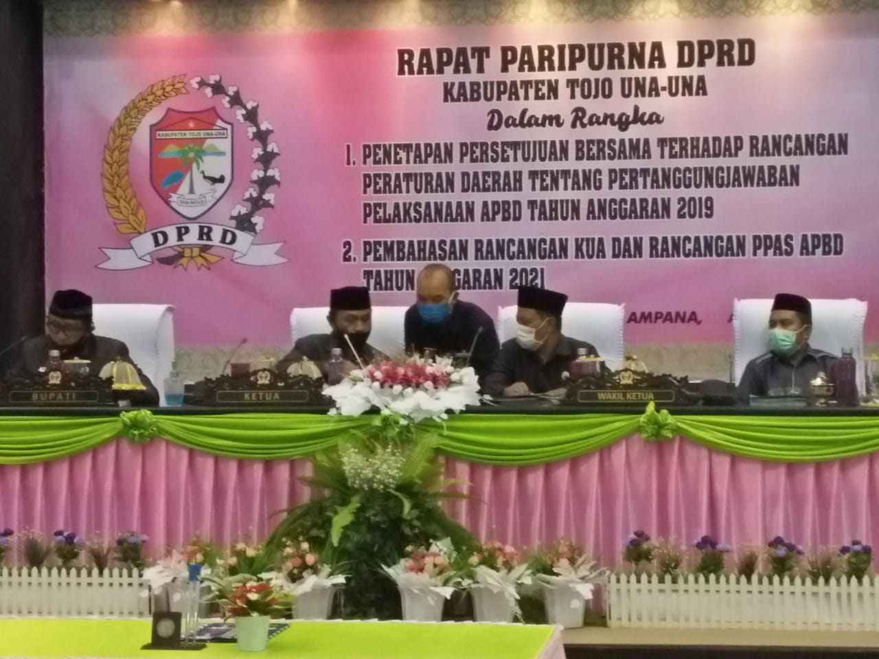 Bupati Touna Mohammad Lahay Menyebut Fraksi PDI-Perjuangan Harus Lebih Realistis