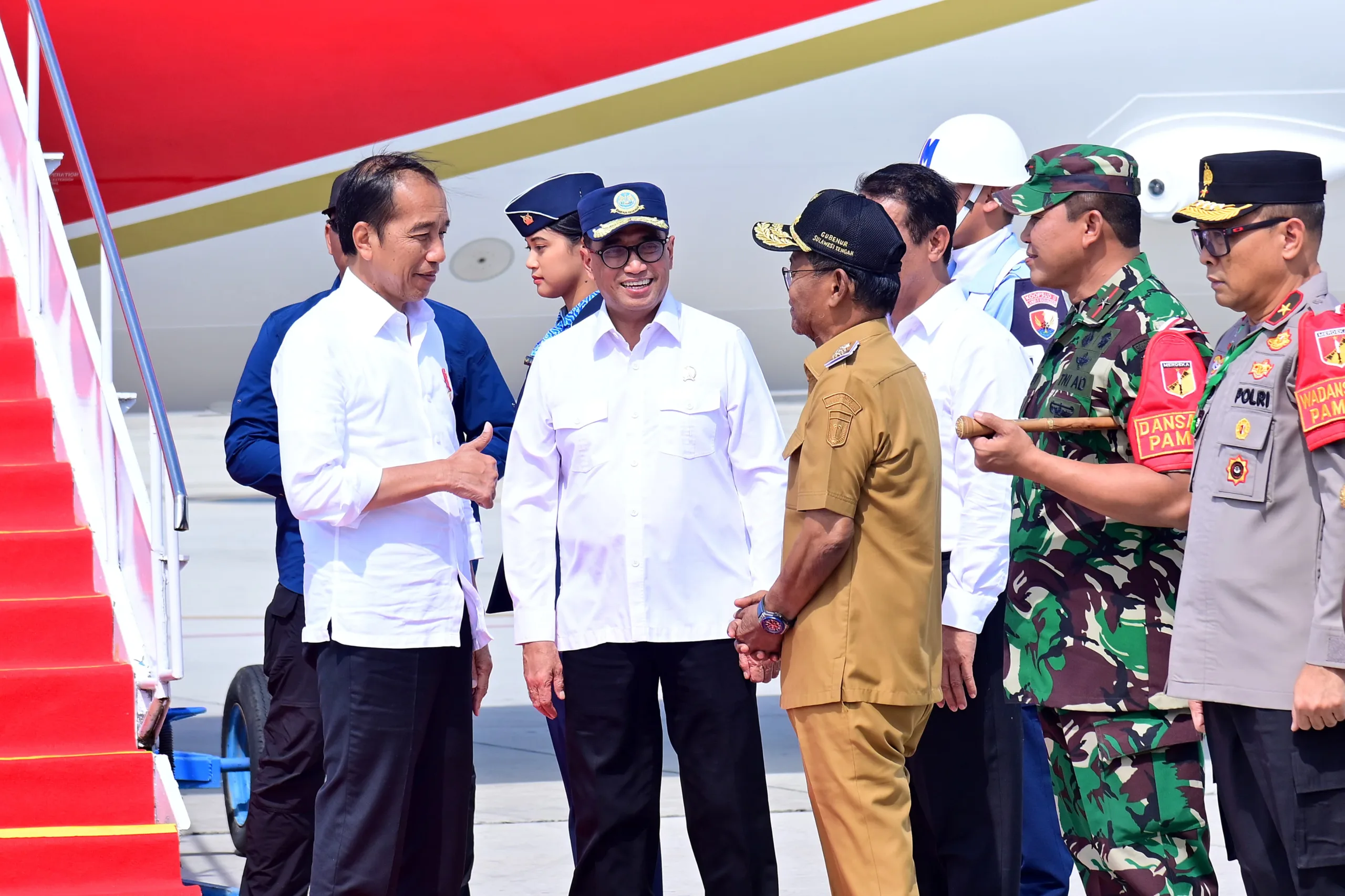 Gubernur H.Rusdy Mastura Sambut Kedatangan Presiden Jokowi