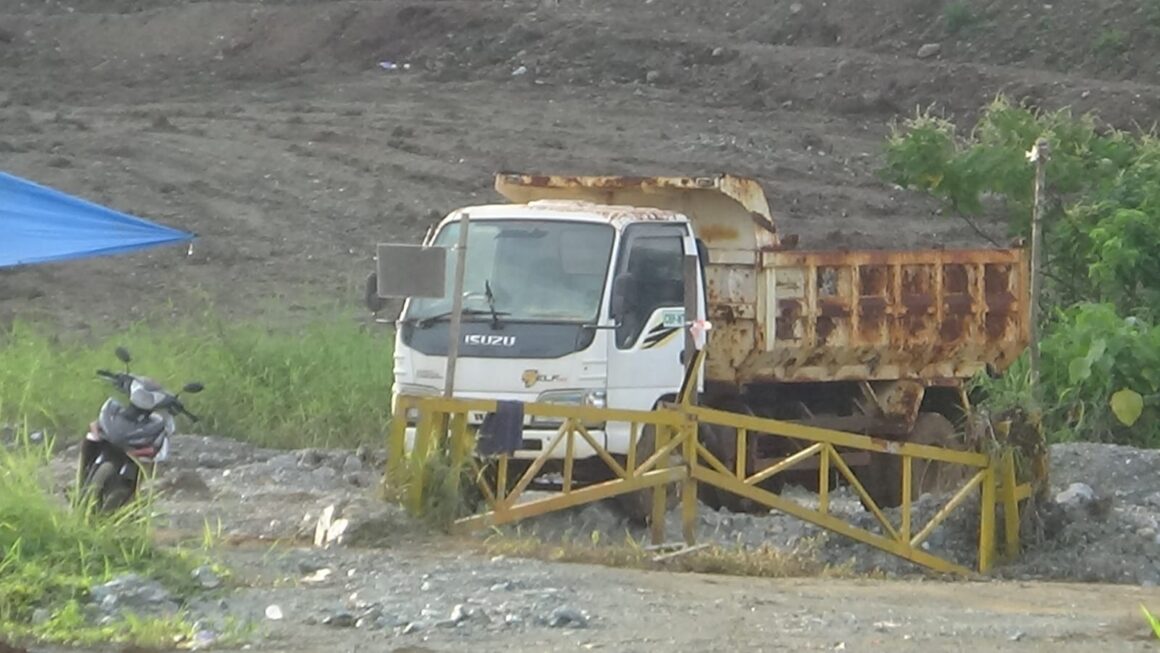 Lahan Warga Di Portal PT.CBP dan Dijaga Keamanan