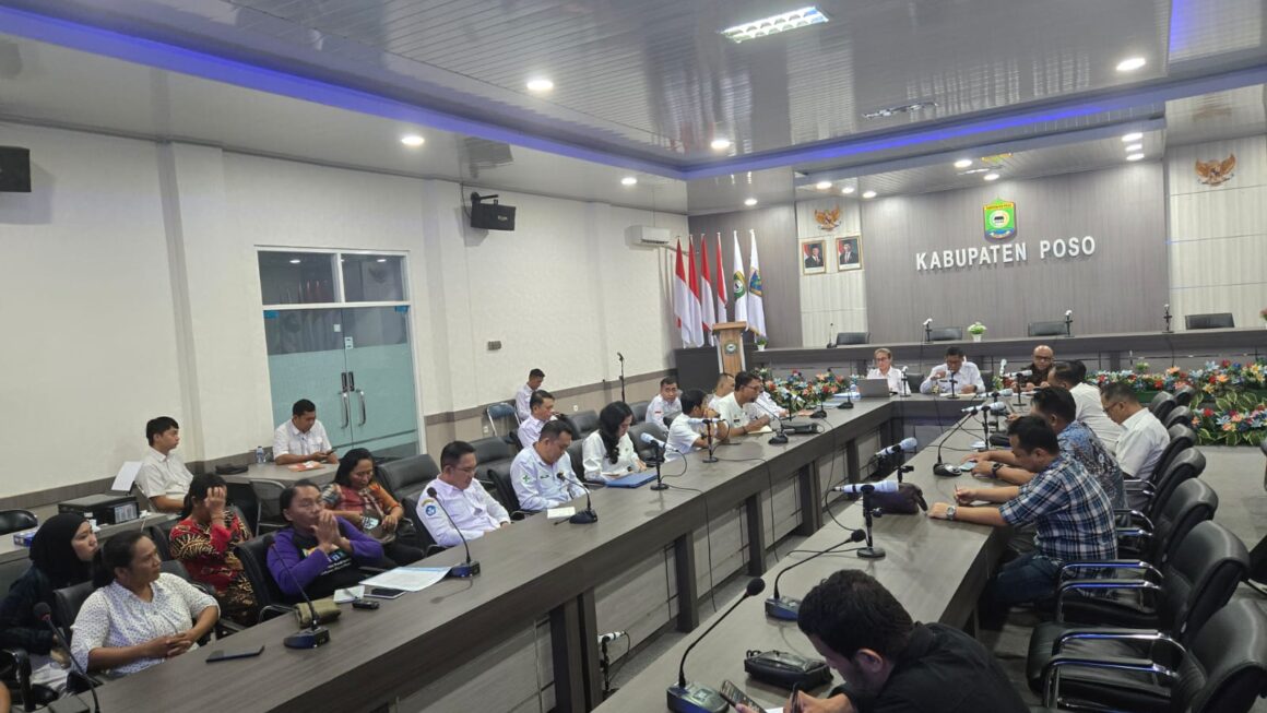 Warga Trans Desa Kancuu Temui Bupati Poso, Tuntut Realisasi Janji