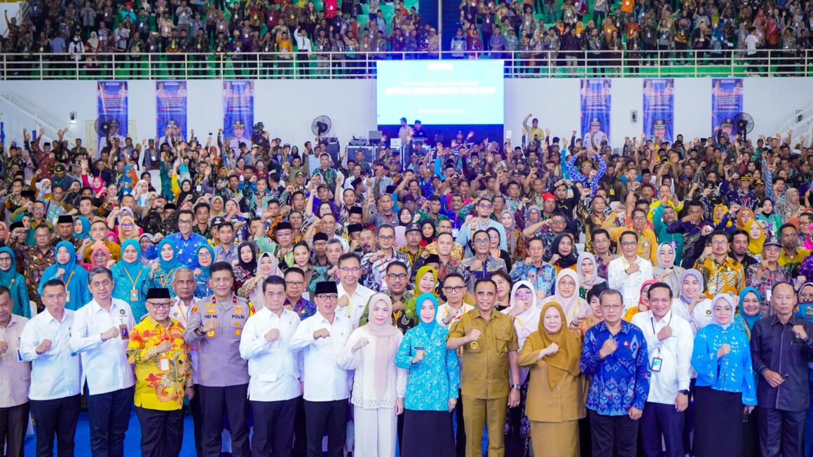 5000an Kades, Lurah dan Camat Hadir Peluncuran Koperasi MP