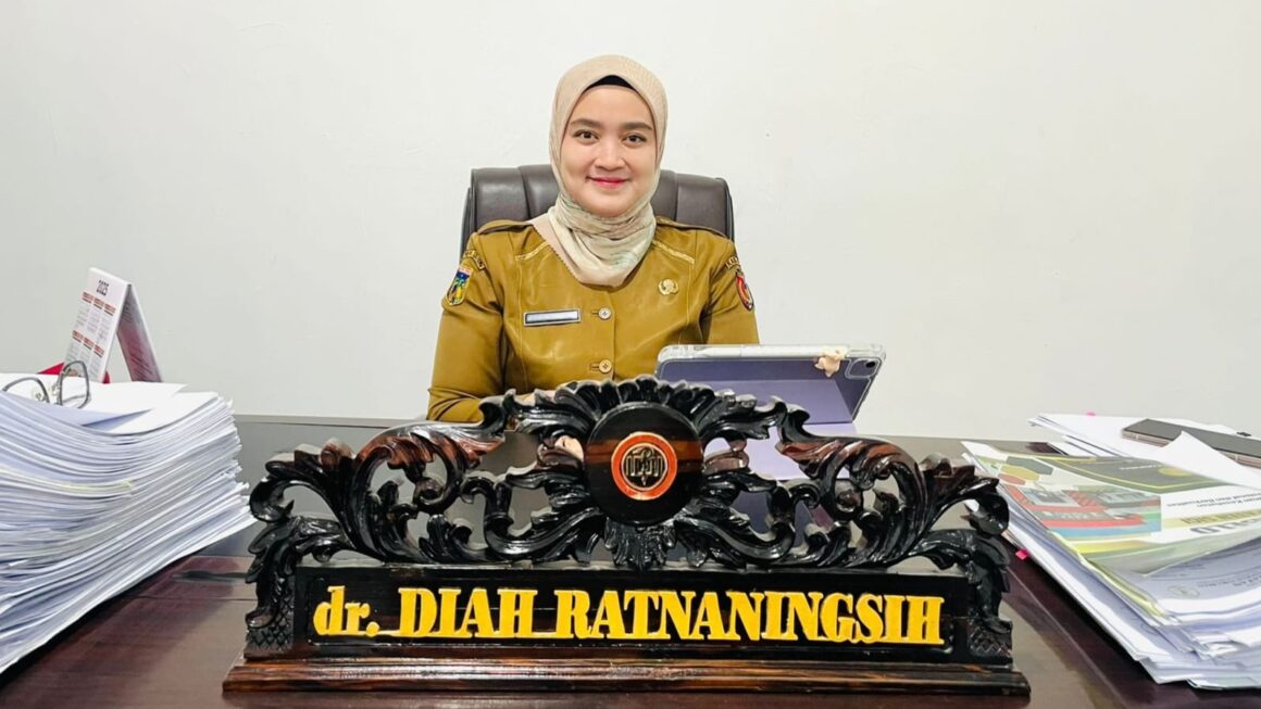 Bupati Rizal Beri Izin Umroh Dir RSUD Torabelo dr.Diah