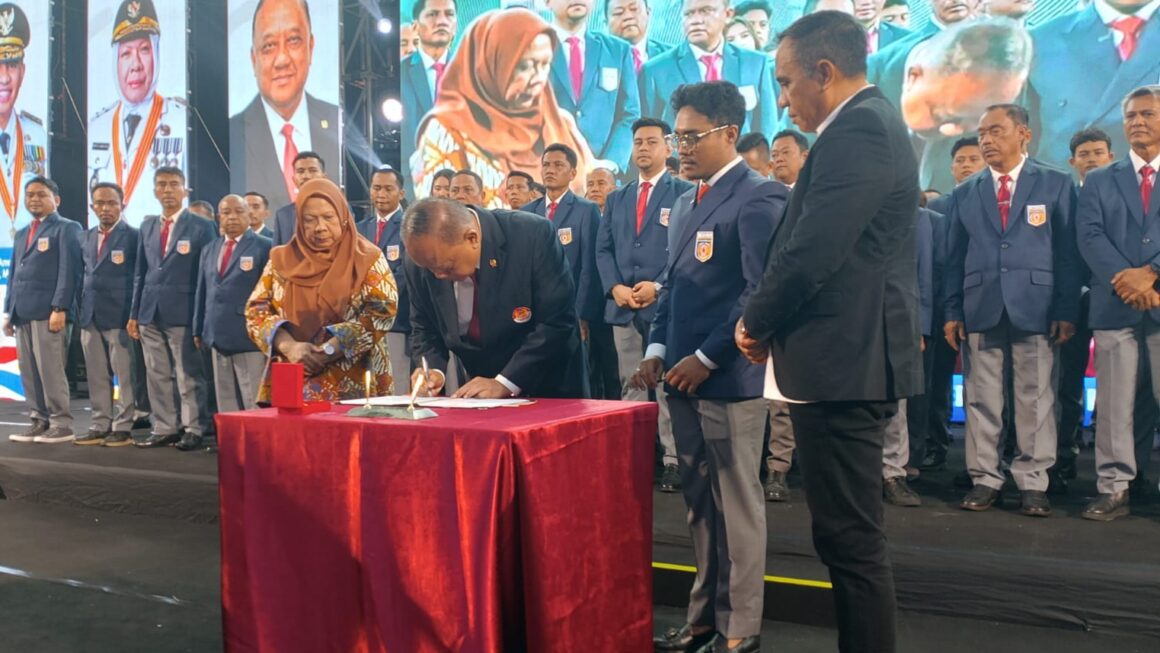 Gubernur Anwar Hafid “Tantang” KONI Berprestasi