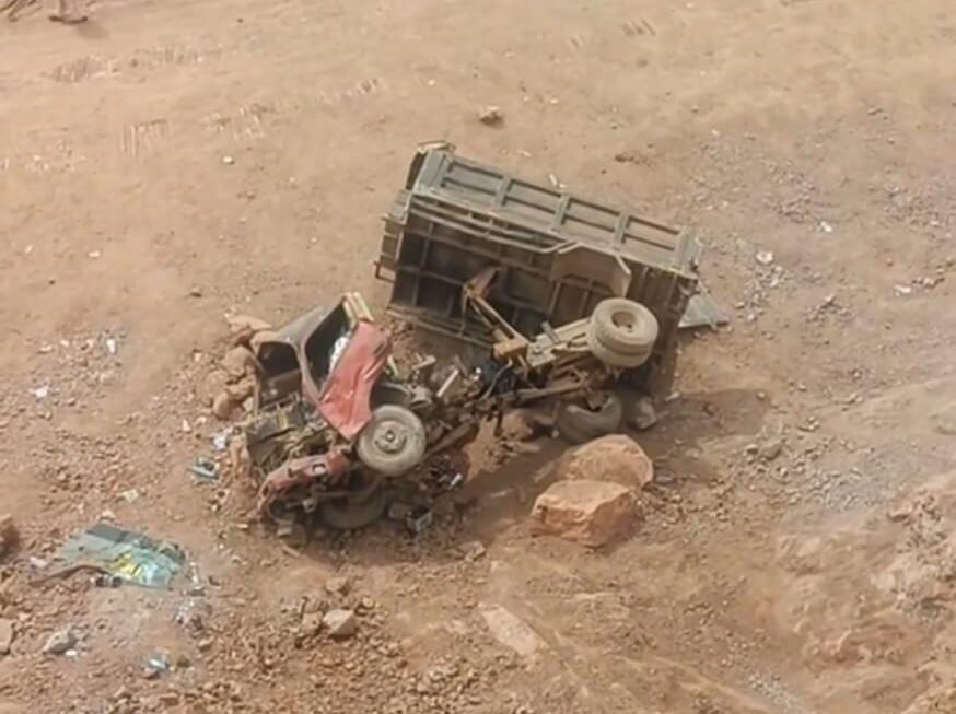 Truk Terjun Kejurang Diduga Angkut Material PETI, Seorang Dilaporkan Meninggal Dunia