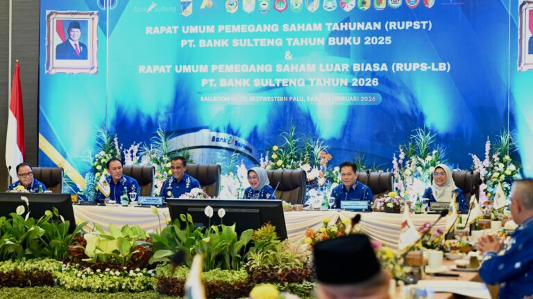 Gubernur Anwar :  Dorong Bank Sulteng Jadi Ikon Perbankan Daerah