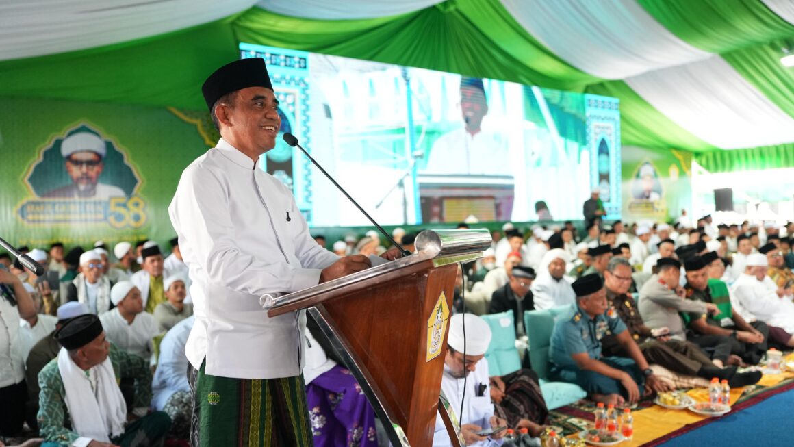 Meneladani Guru Tua Dalam Bingkai Ilmu dan Akhlak