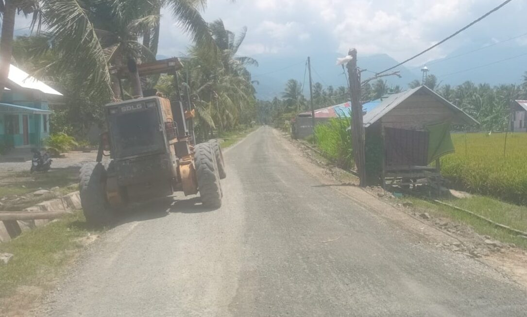 Progres Proyek Jalan Kabobona  Diperkirakan Capai Bobot Diatas 50 persen