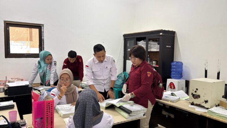 Dugaan Tipikor MBLB, Kantor Bapenda Donggala Digeledah Penyidik Kejati