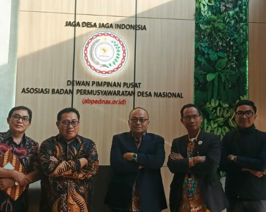 SMSI dan ABPEDNAS Jajaki Kolaborasi Nasional Publikasi Program Strategis Nasional Berbasis Desa