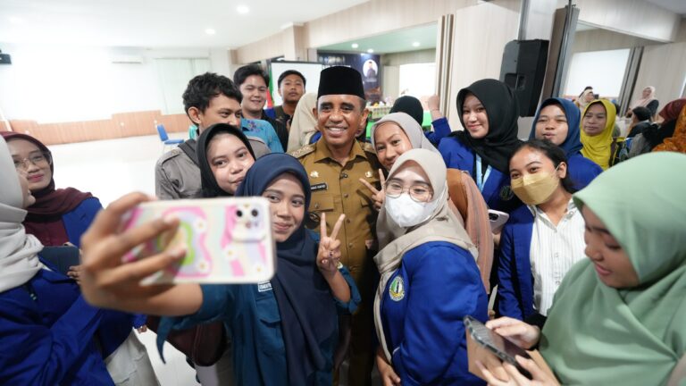 Anwar Hafid : SDM Fondasi Utama Wujudkan Visi Sulteng Nambaso