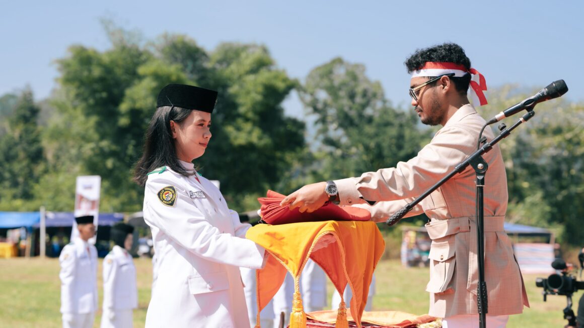 Fathur Razaq Ajak Warga Jaga Persaudaraan, Adat, dan Alam