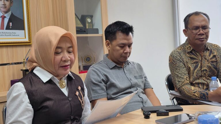 Dekan FKM Prof Rosmala Nur Mengaku Spontan dan Amankan Diri